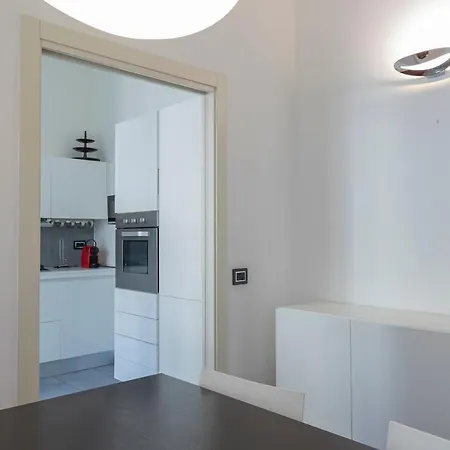 Elegante Trilocale Vicino A Piazzale Loreto Milan