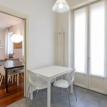 Apartment Elegante Trilocale Vicino A Piazzale Loreto *